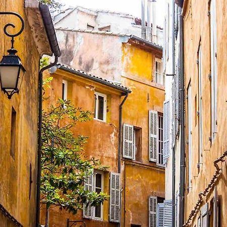 Studio Au Coeur D'Aix Avec Balcon Et Parking 普罗旺斯地区艾克斯 外观 照片