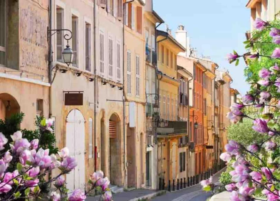 Studio Au Coeur D'Aix Avec Balcon Et Parking 普罗旺斯地区艾克斯 外观 照片